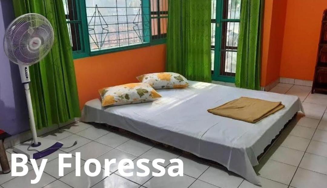 Guest House Dorm Floressa Маумере Экстерьер фото